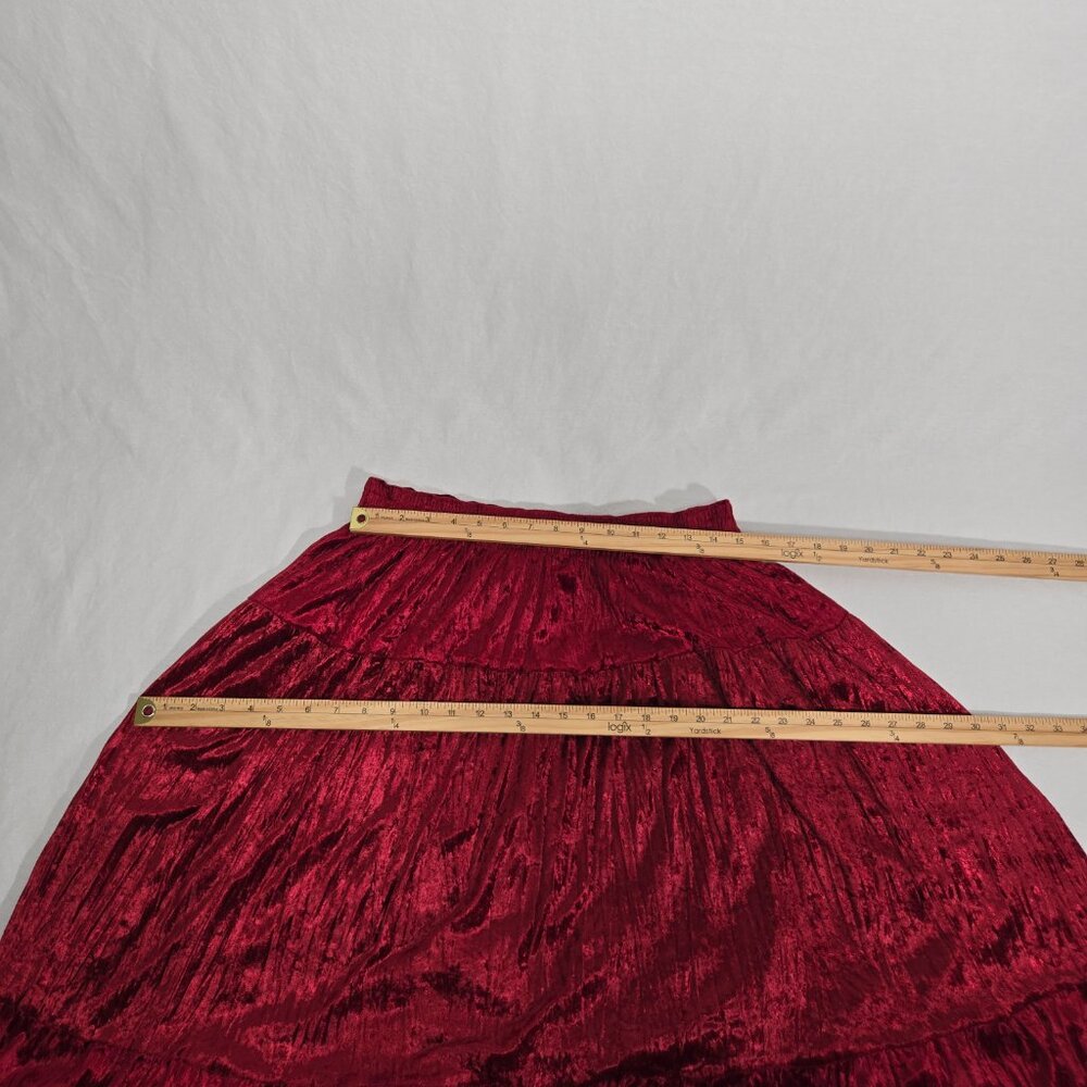 U.S.A Vintage CLIO II 80s Y2K Red Shiny Velvet Tiered Flowy Maxi Skirt Women 2X. - Picture 17 of 17